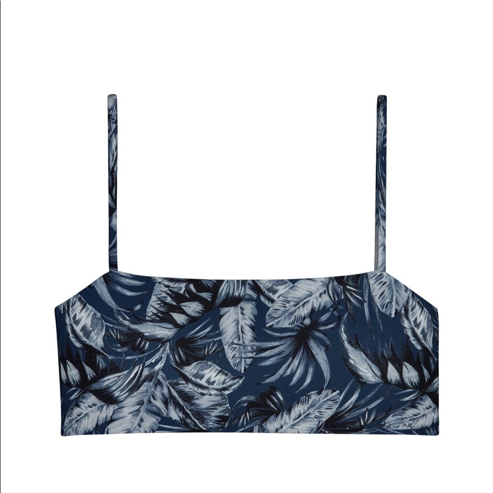 BNWT Mikoh Kumu top M